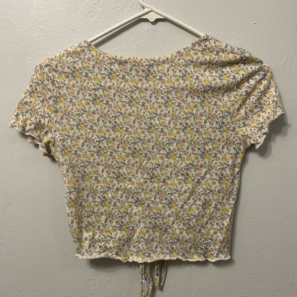 Romwe cropped t-shirt - Picture 2 of 3